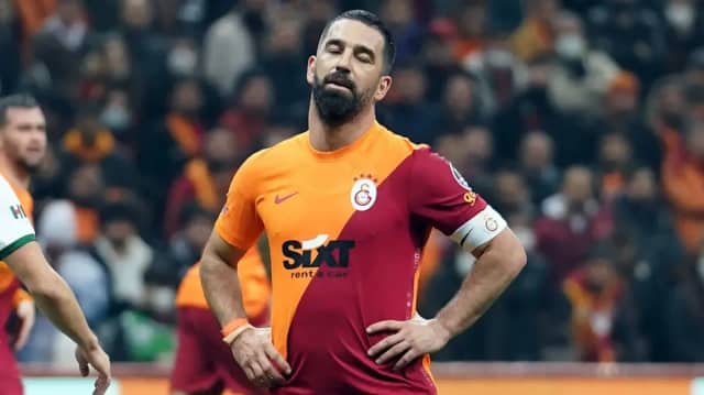 Arda Turan Biyografisi foto galeri 5