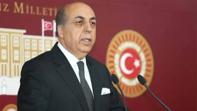 Aydın Ayaydın Biyografisi foto galeri 3