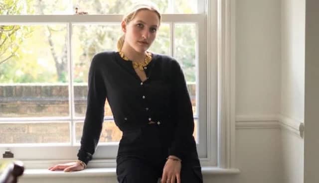 Aylin Koç Biyografisi foto galeri 3