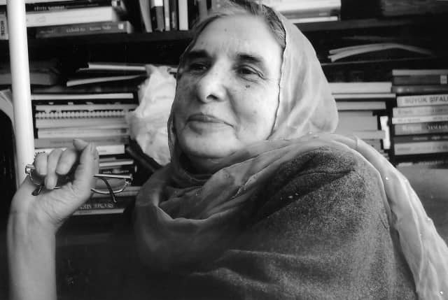 Ayşe Şasa Biyografisi foto galeri 1