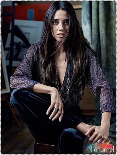 Cansu Dere Biyografisi foto galeri 5