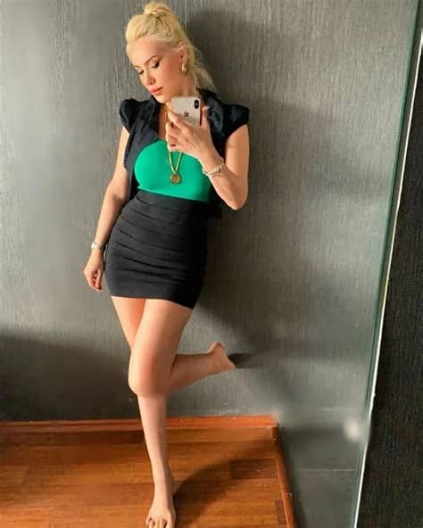Ceyda Ersoy Biyografisi foto galeri 4
