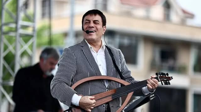 Coşkun Sabah Biyografisi foto galeri 1