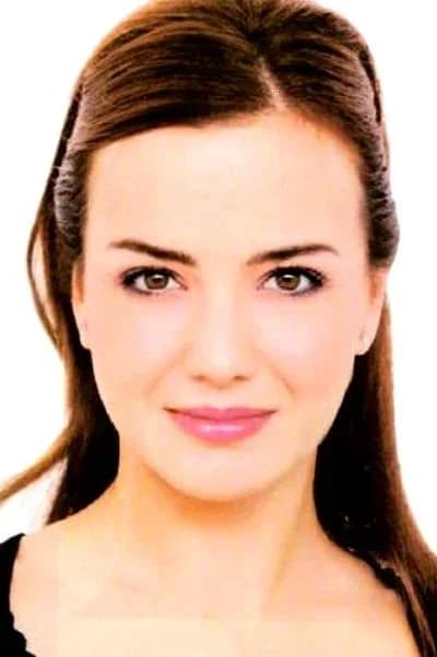 Deniz Uğur Biyografisi foto galeri 3