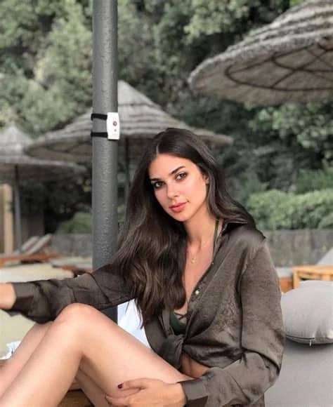 Deren Talu Biyografisi foto galeri 1