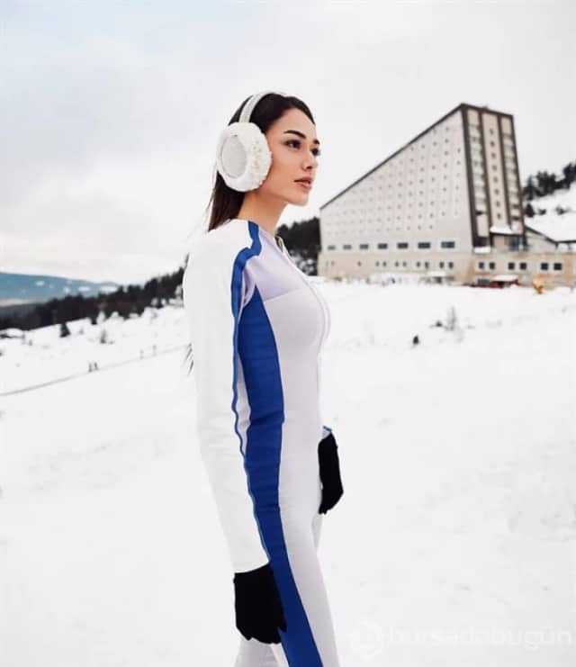 Dilan Çiçek Deniz Biyografisi foto galeri 4