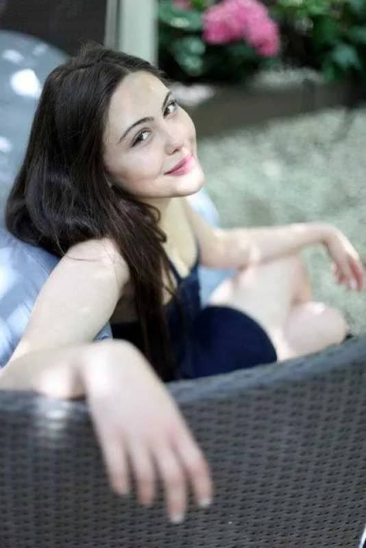 Dilara Aksüyek Biyografisi foto galeri 3