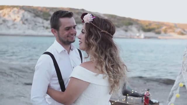 Dilek Enver Biyografisi foto galeri 3