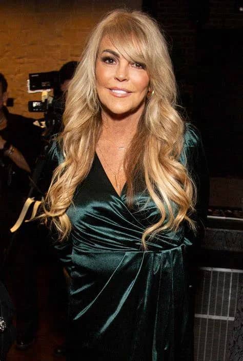Donata Dina Lohan Biyografisi foto galeri 3