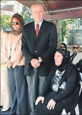 Ekrem Dürüst Biyografisi foto galeri 1