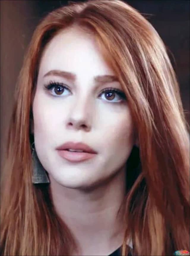 Elçin Öztürk Biyografisi foto galeri 3