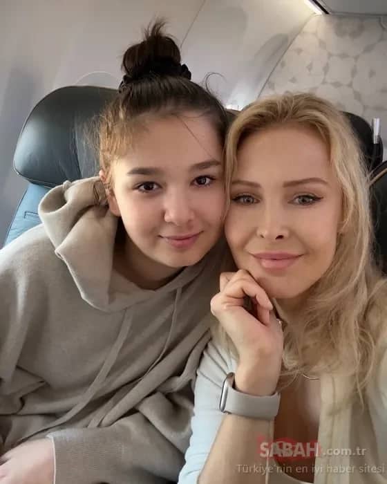 Elif Ada Tatlıses Biyografisi foto galeri 1