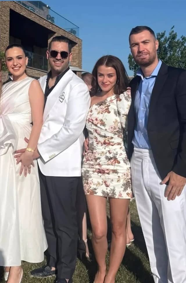 Elif Engin Biyografisi foto galeri 3
