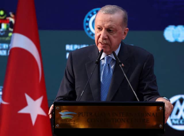 Erdoğan Boluğur Biyografisi foto galeri 2