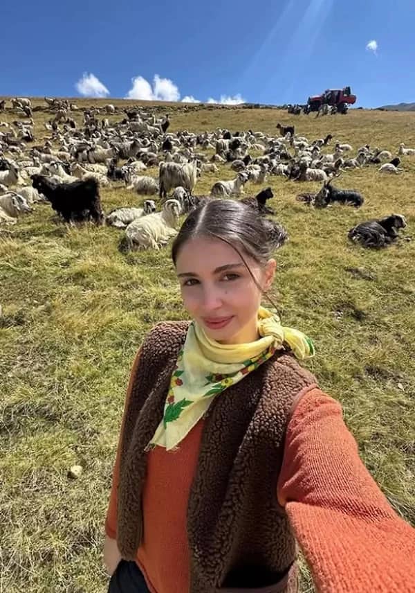 Fadime Şeker Biyografisi foto galeri 5