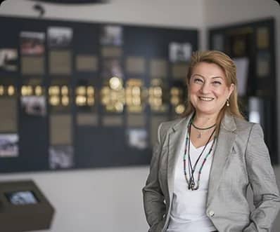 Gül Yalçın Biyografisi foto galeri 2