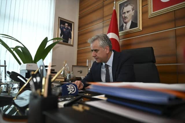 Hasan Yalçın Biyografisi foto galeri 1
