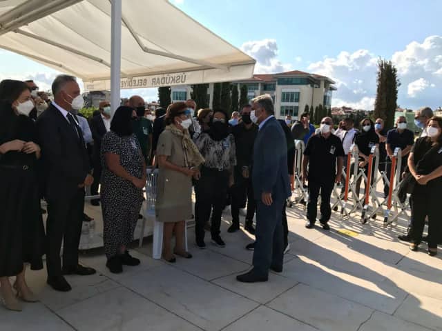 Hayırlı Zerrin Sabancı Biyografisi foto galeri 1