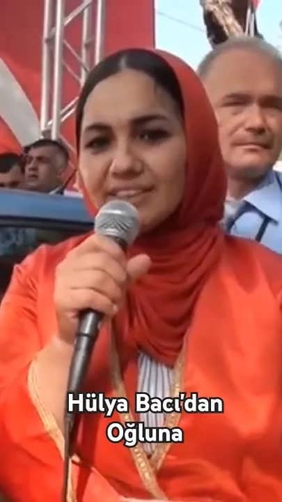 Hülya Yörük Biyografisi foto galeri 3