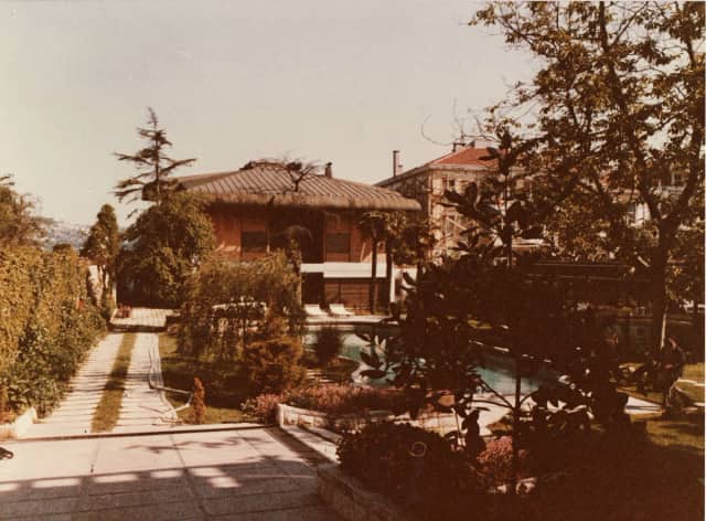 Jak Kamhi Biyografisi foto galeri 3
