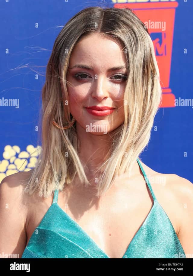 Kaitlynn Carter Biyografisi foto galeri 1