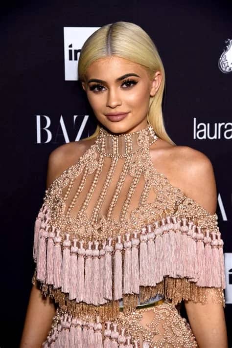 Kylie Jenner Biyografisi foto galeri 1
