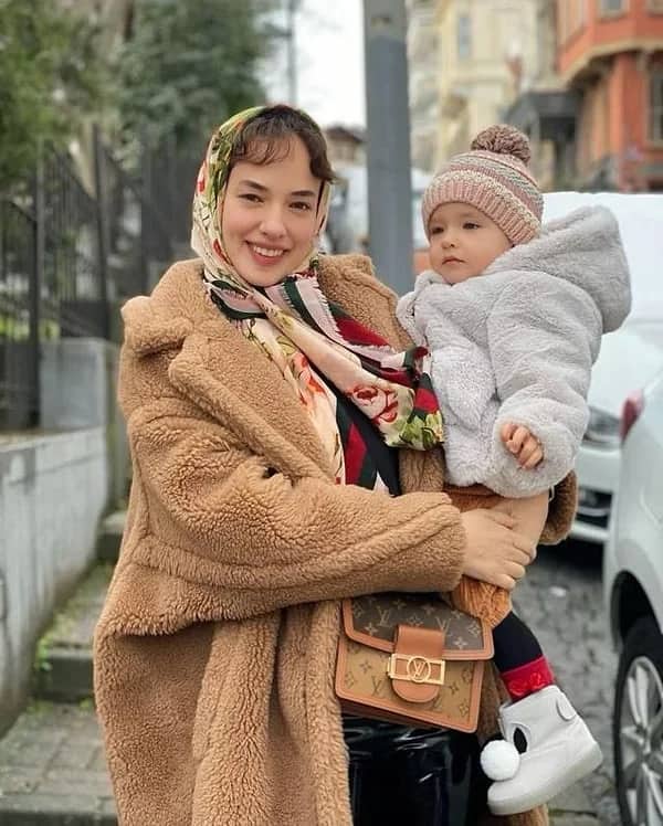 Leyla Tatlı Biyografisi foto galeri 1