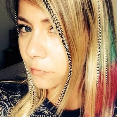 Melis Tüysüz Biyografisi foto galeri 4