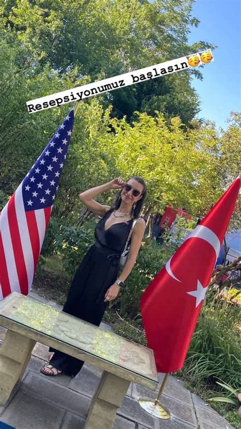 Meral Türkoğlu Biyografisi foto galeri 1