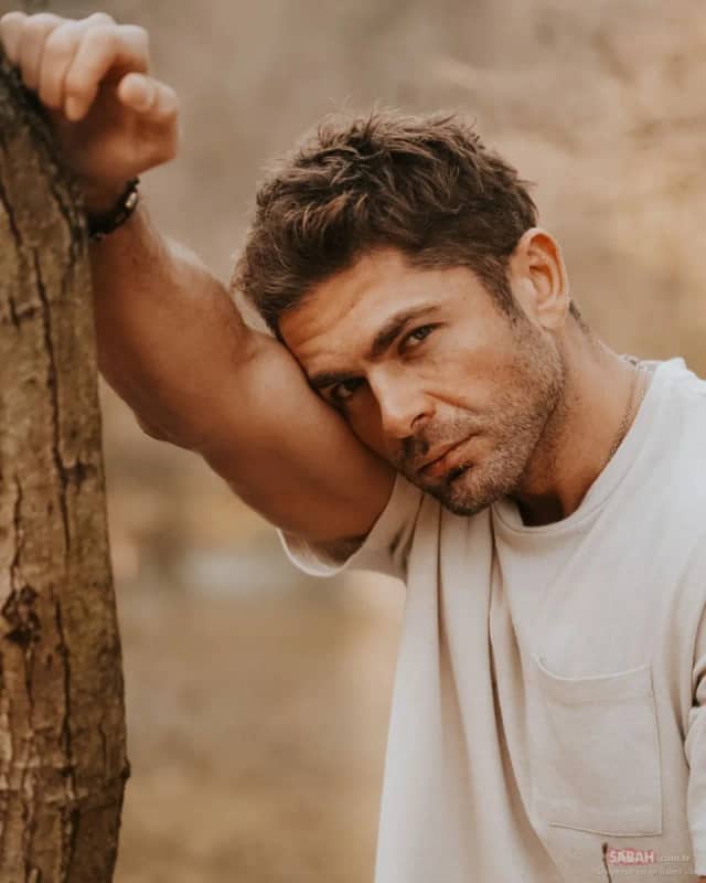 Mert Öcal Biyografisi foto galeri 2