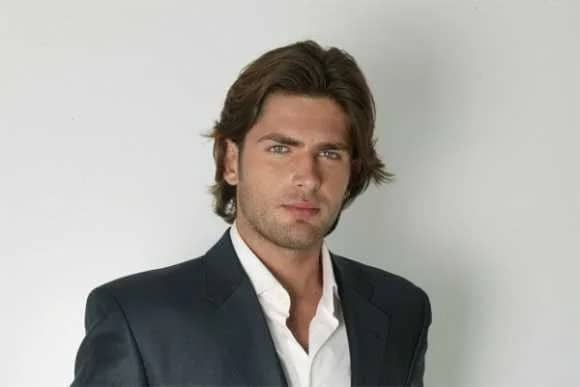 Mert Öcal Biyografisi foto galeri 4