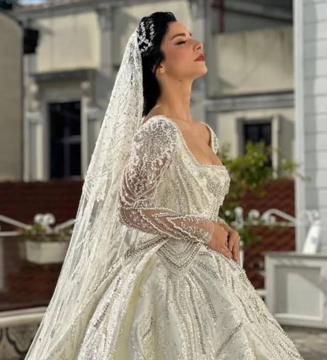 Merve Boluğur Biyografisi foto galeri 4