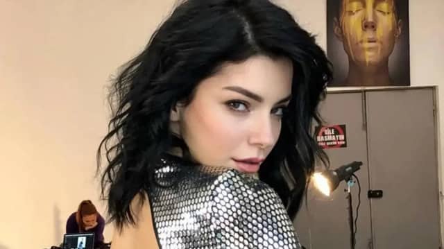Merve Boluğur Biyografisi foto galeri 5