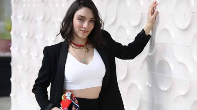 Merve Dizdar Biyografisi foto galeri 4