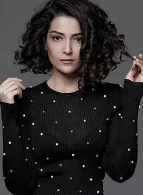 Merve Polat Biyografisi foto galeri 2