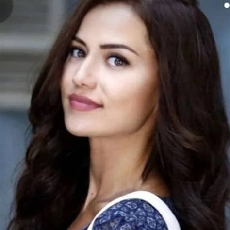 Meryem Acar Biyografisi foto galeri 4