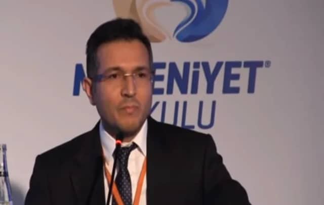 Metin Aksoy Biyografisi foto galeri 3