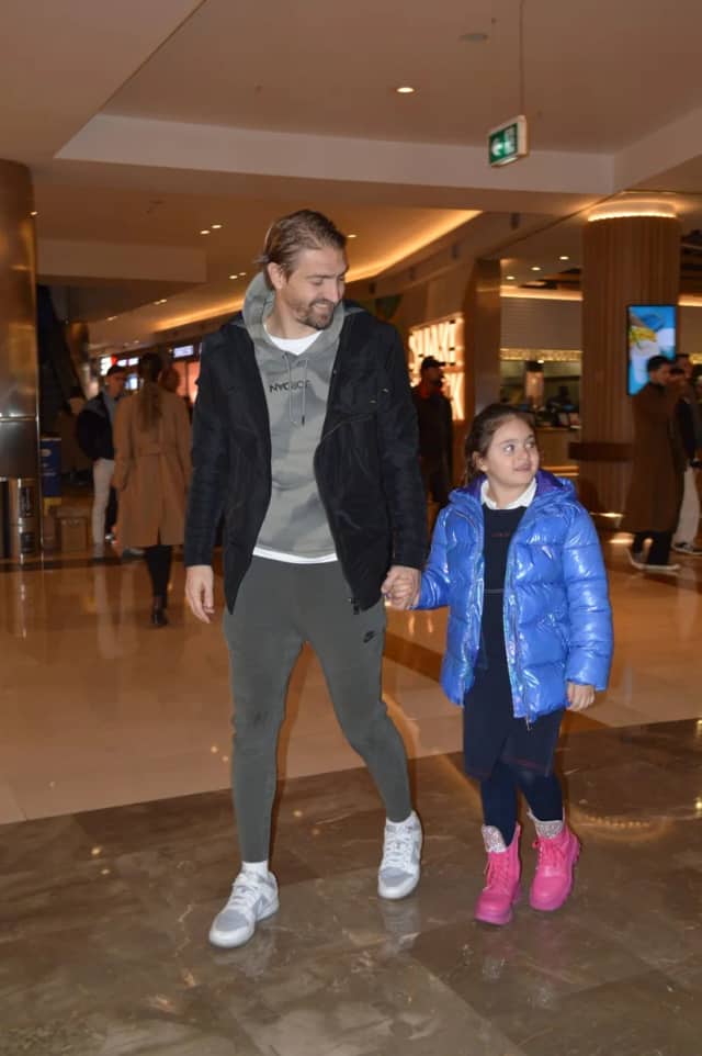 Mihran Ela Erkin Biyografisi foto galeri 2