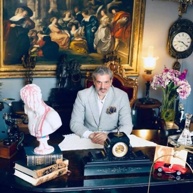 Ömer Seval Biyografisi foto galeri 1