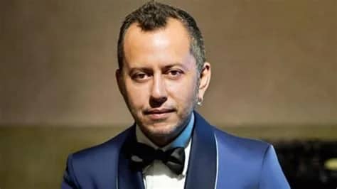 Ozan Çolakoğlu Biyografisi foto galeri 1