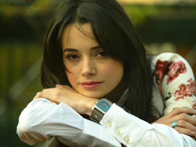 Özgü Namal Biyografisi foto galeri 5
