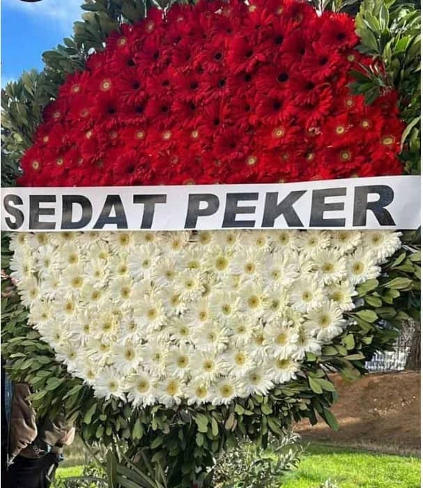 Sedat Çelenk Biyografisi foto galeri 1
