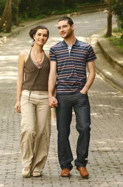 Serdar Büyüküstün Biyografisi foto galeri 1