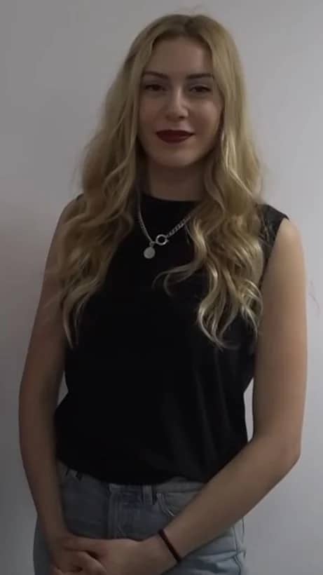 Sinem Kobal Biyografisi foto galeri 1