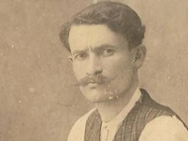 Tahsin Akkor Biyografisi foto galeri 4