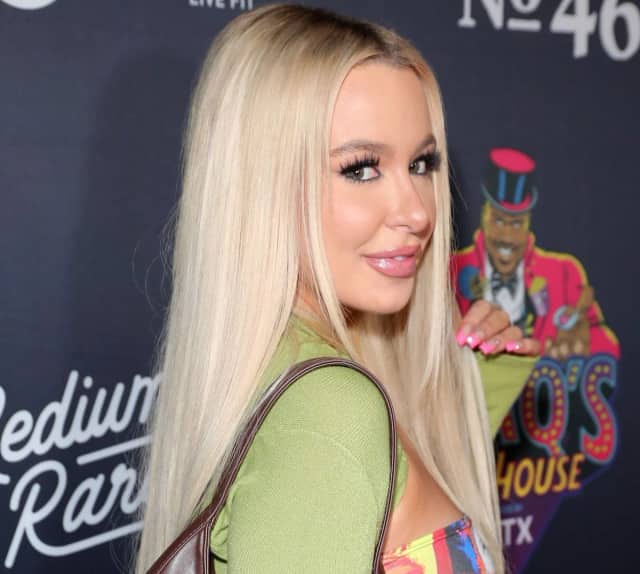 Tana Mongeau Biyografisi foto galeri 2