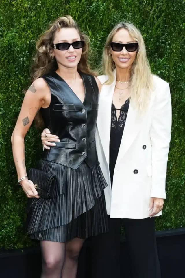 Tish Cyrus Biyografisi foto galeri 4