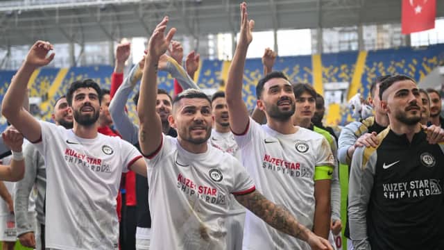 Tuncay Şanlı Biyografisi foto galeri 5
