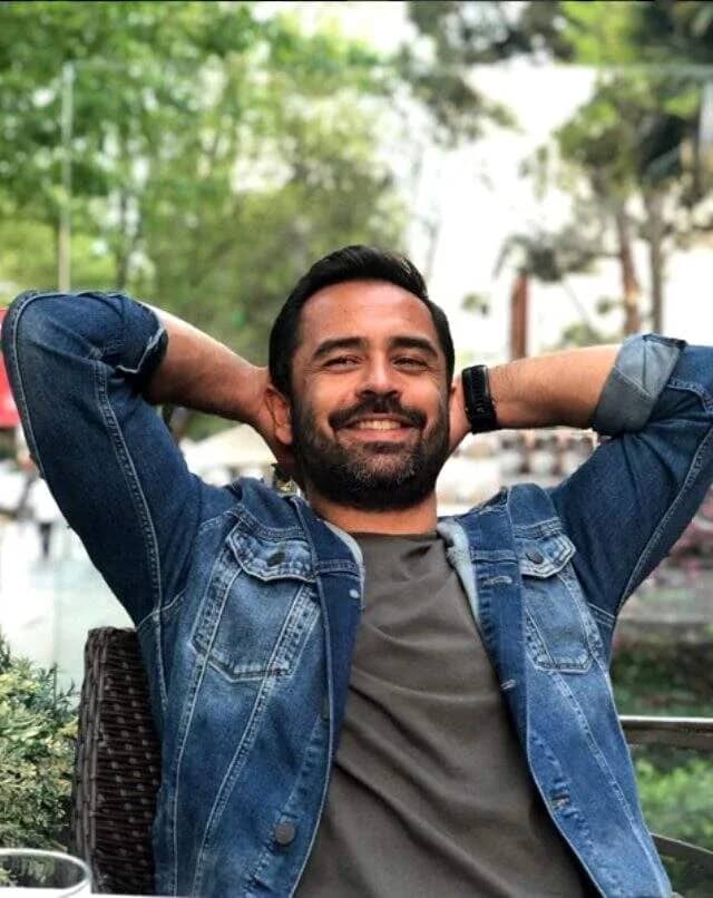 Umut Duygu Biyografisi foto galeri 3