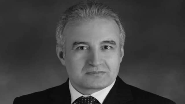 Yalçın Sönmez Biyografisi foto galeri 4